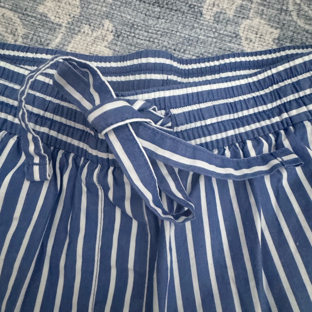 Banana Republic Factory Seersucker Striped Blue White Drawstring Shorts XS - Picture 5 of 7